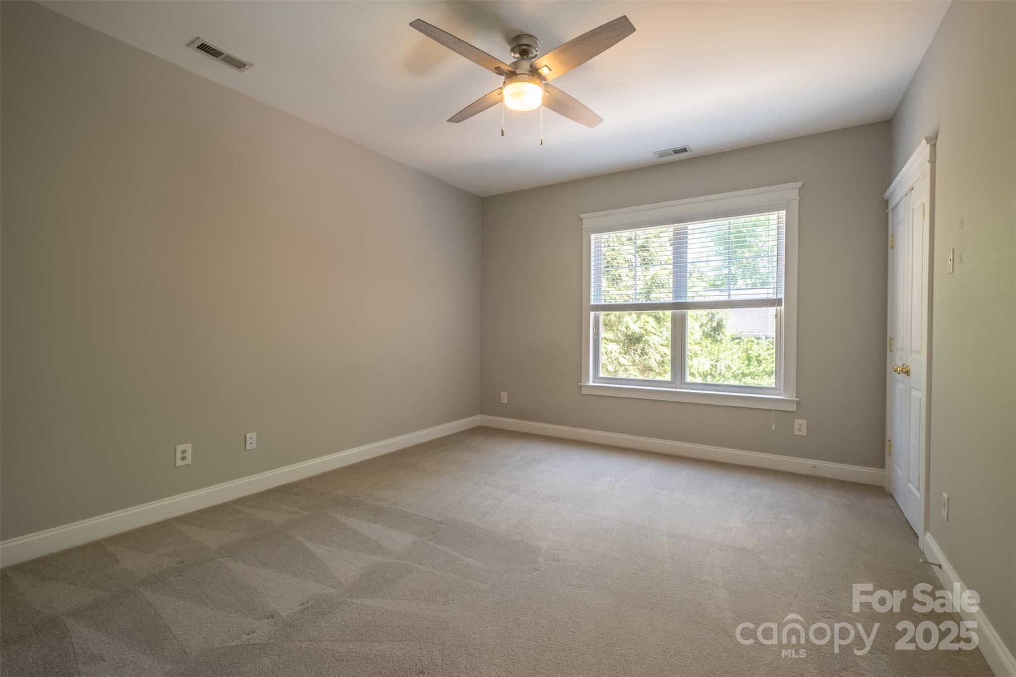 7409 Gilderstern Glen Court