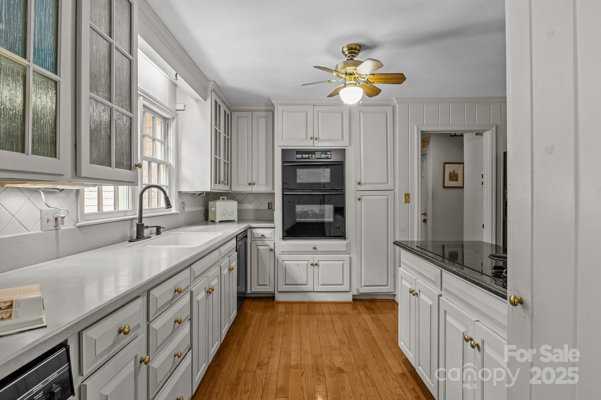 3209 Sedgefield Road