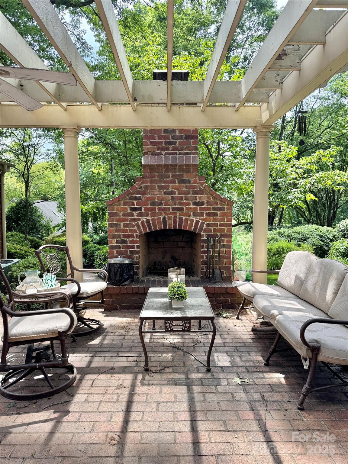 3209 Sedgefield Road