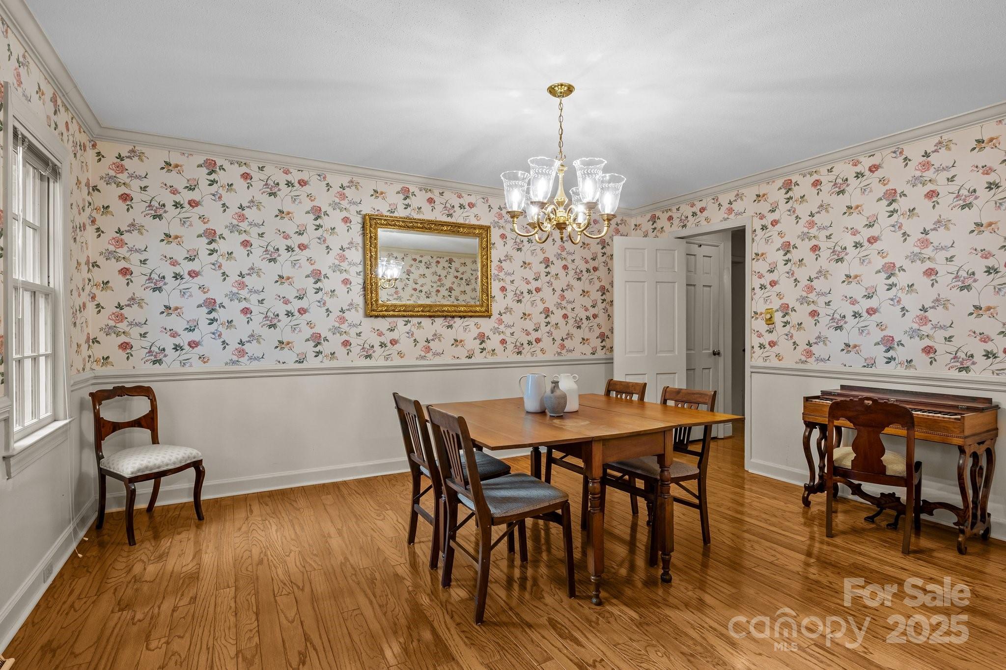 3209 Sedgefield Road