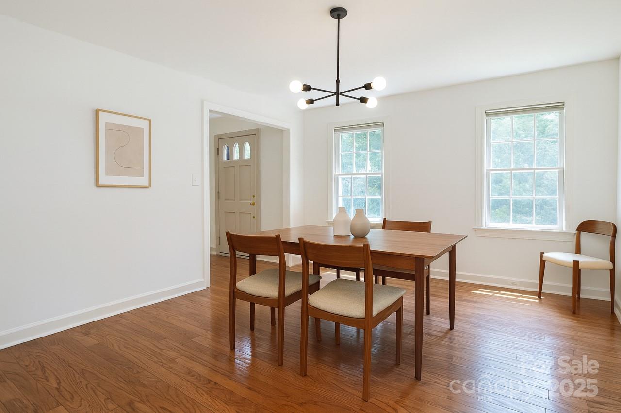 3209 Sedgefield Road