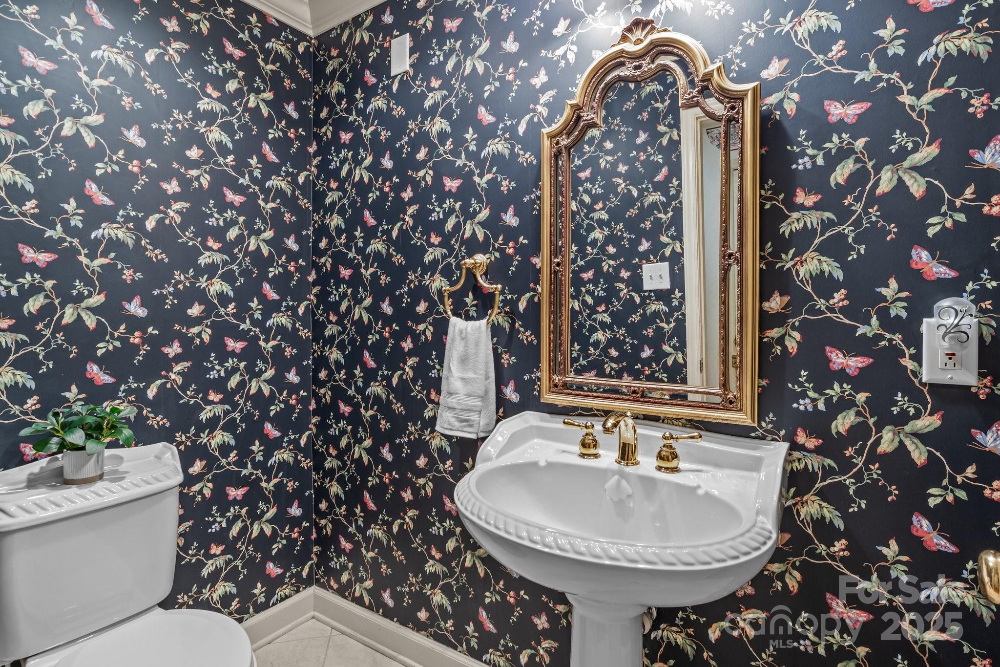 3209 Sedgefield Road