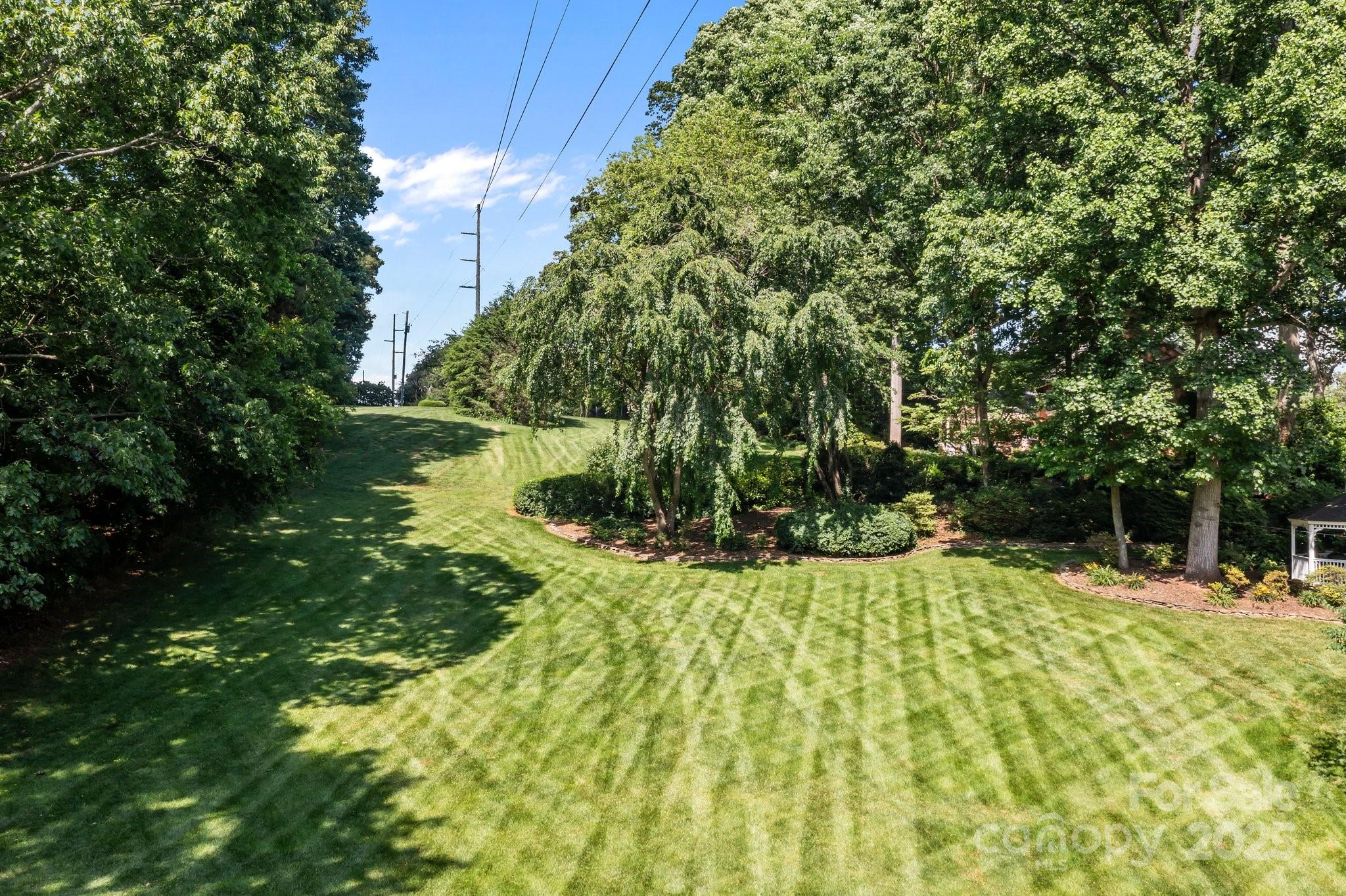 3209 Sedgefield Road