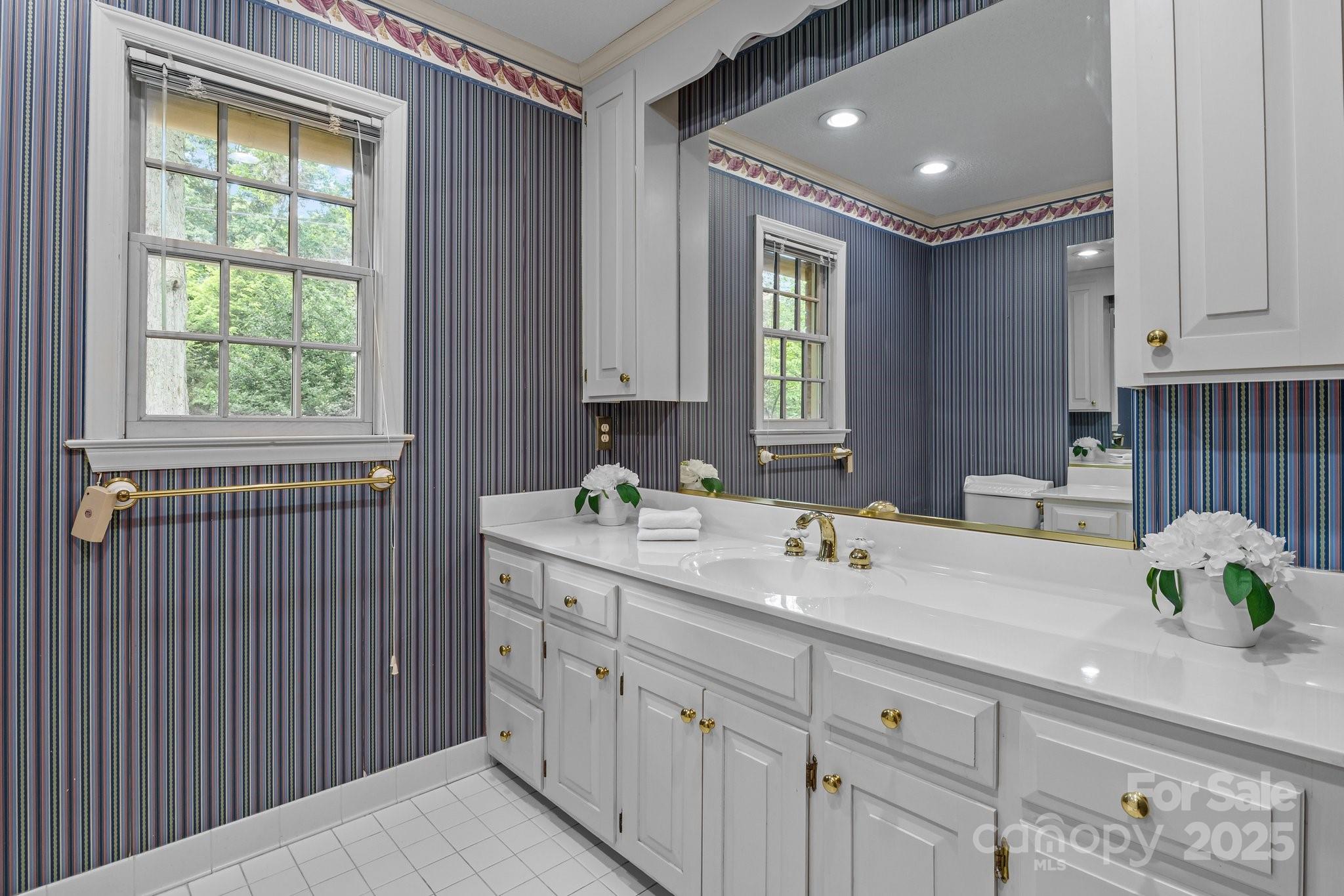 3209 Sedgefield Road