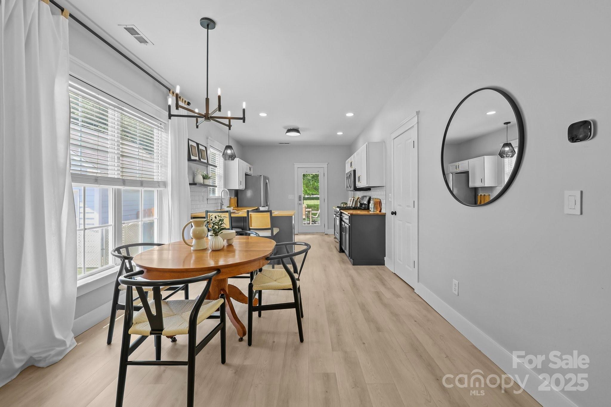 8225 Ballymore Court