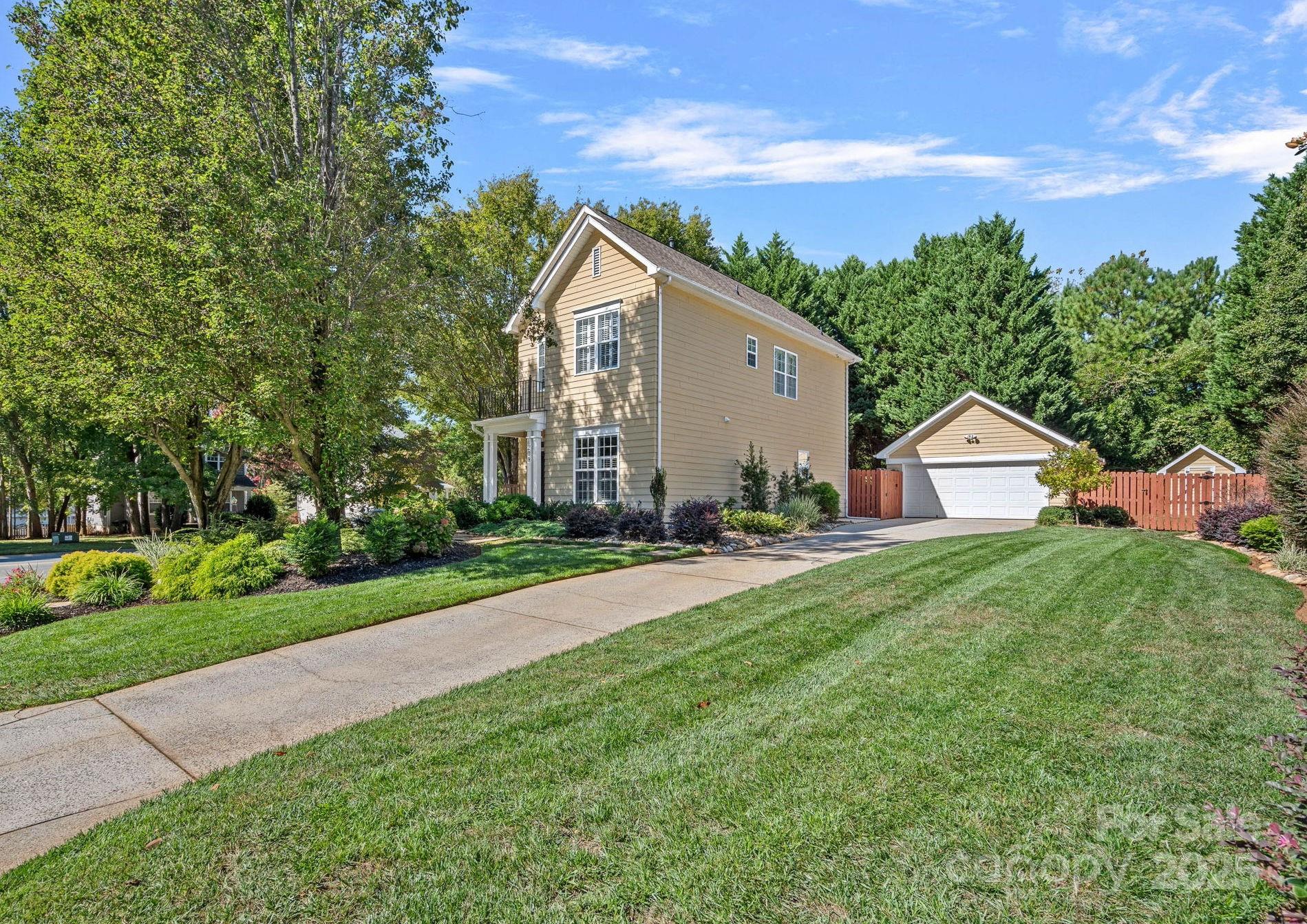 8209 Ballymore Court