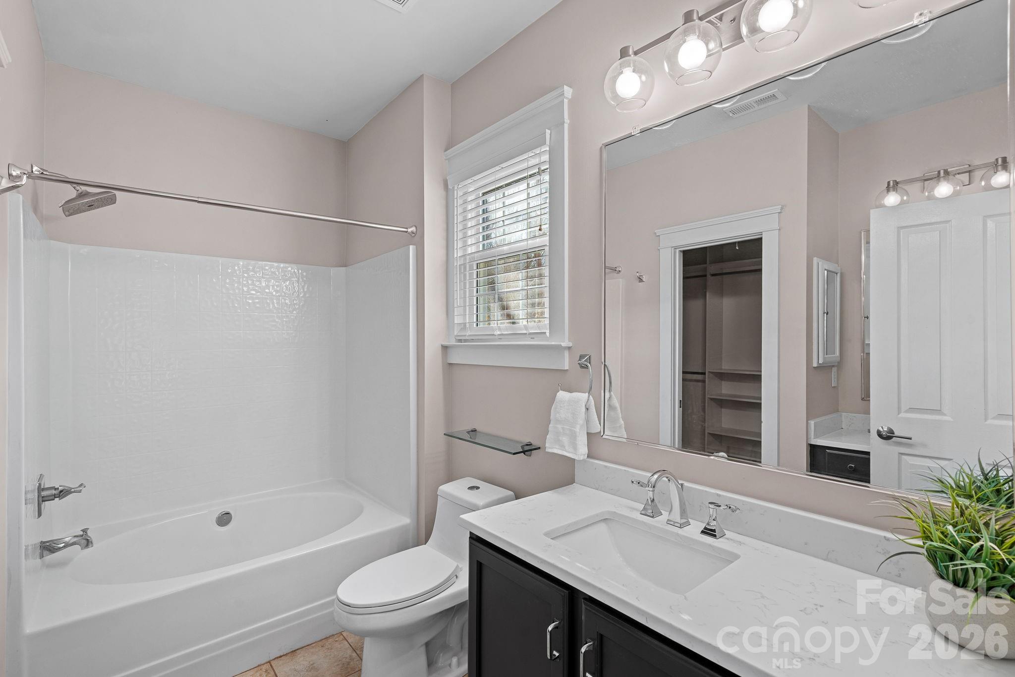 8221 Ballymore Court