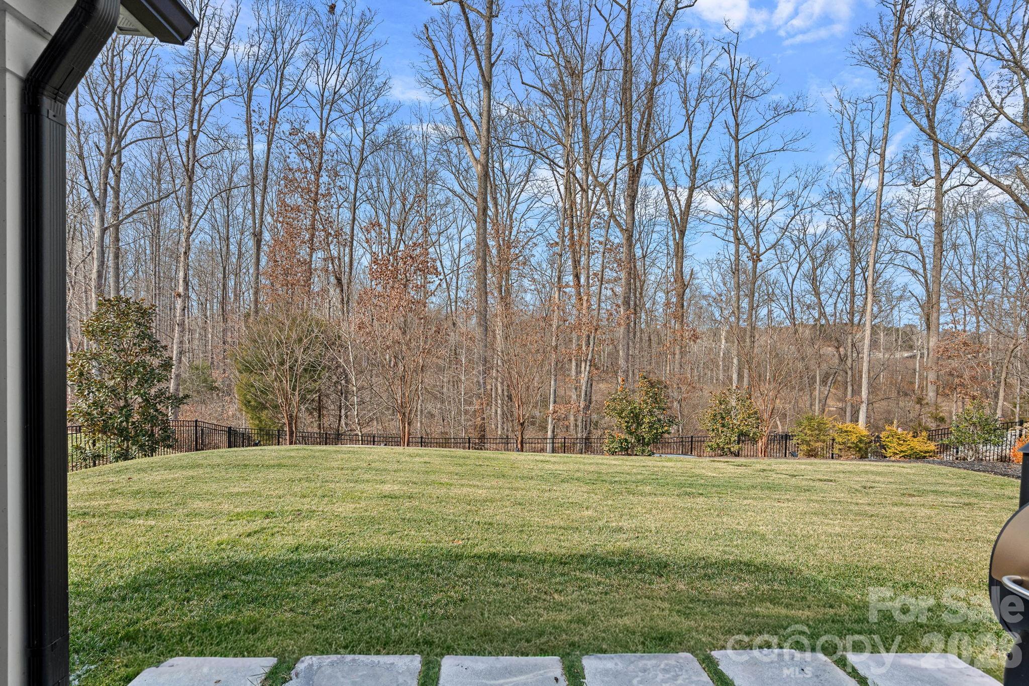 18401 Doves Crest Road