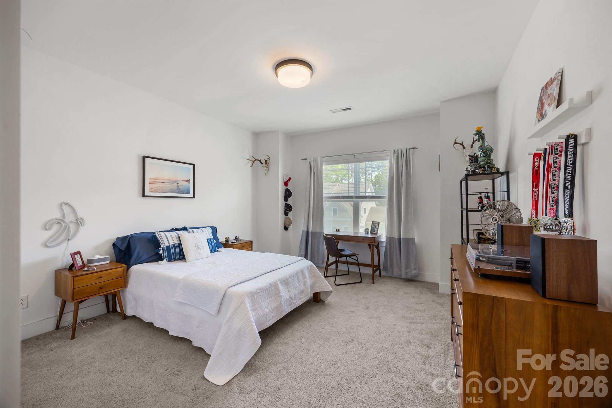 18509 Doves Crest