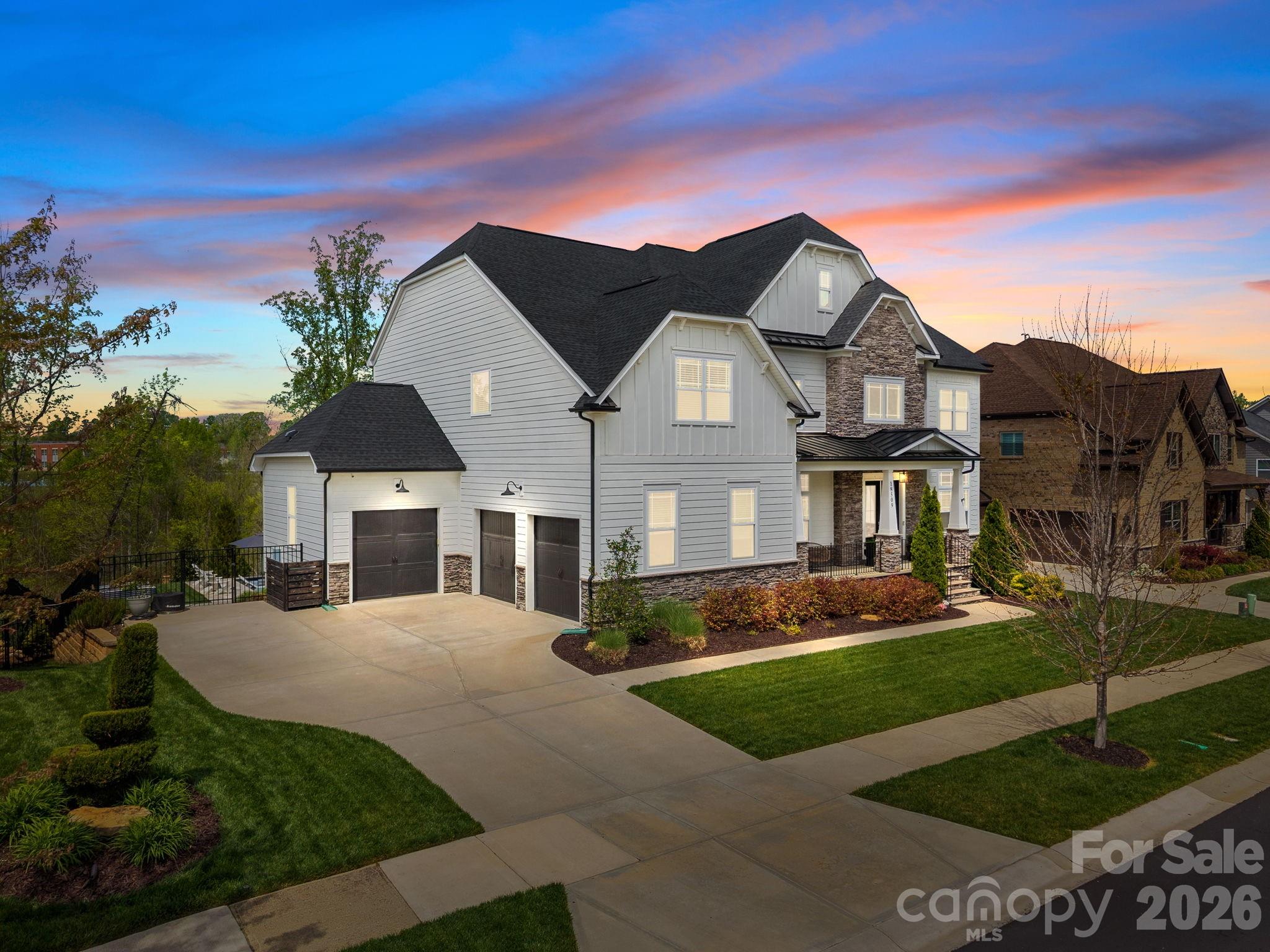 18509 Doves Crest