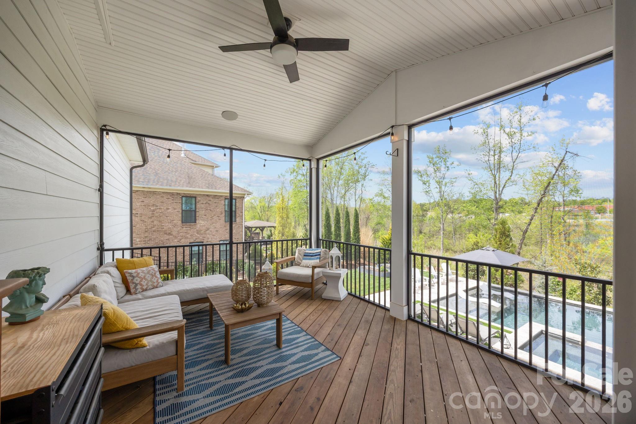 18509 Doves Crest