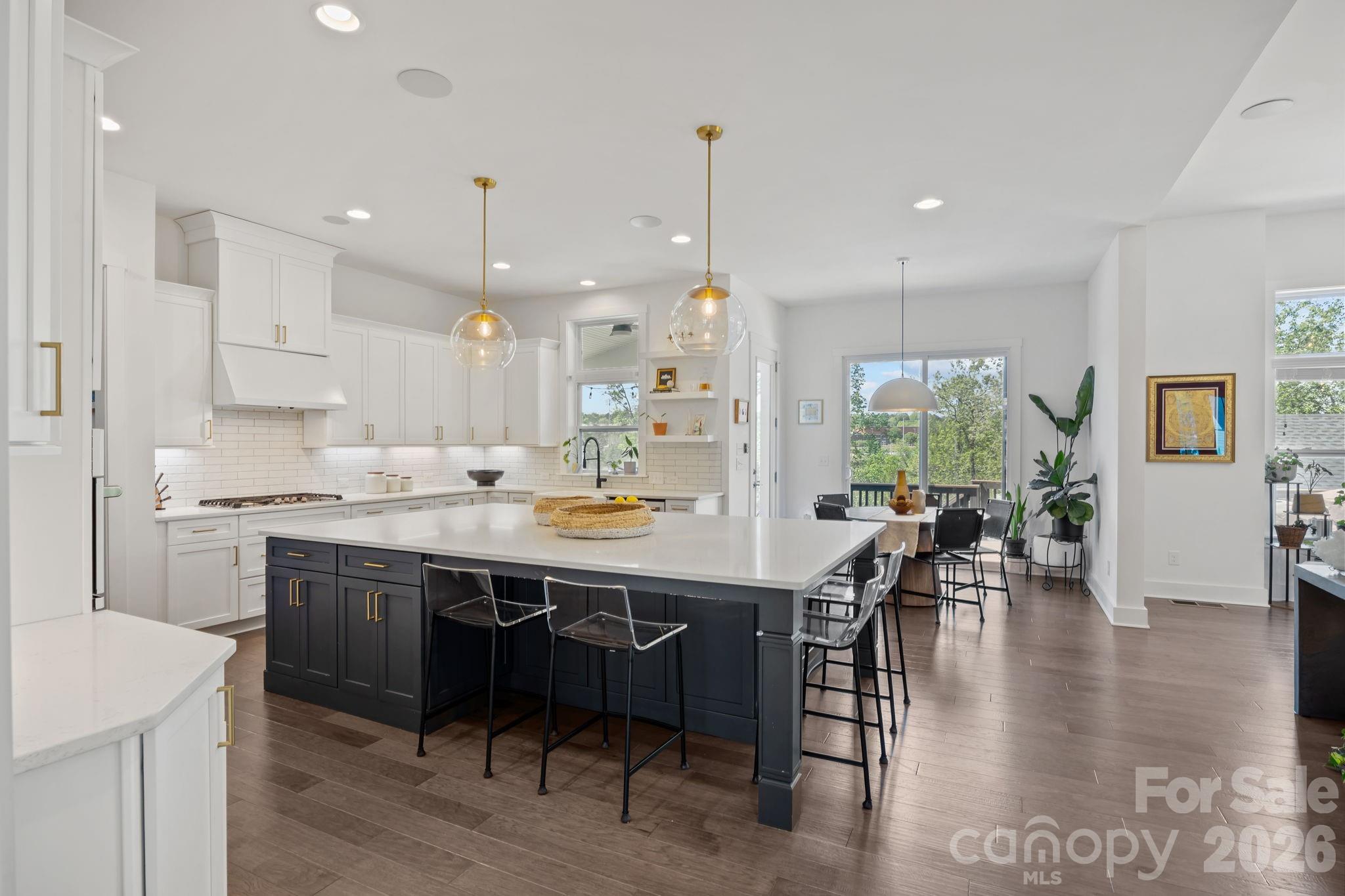 18509 Doves Crest