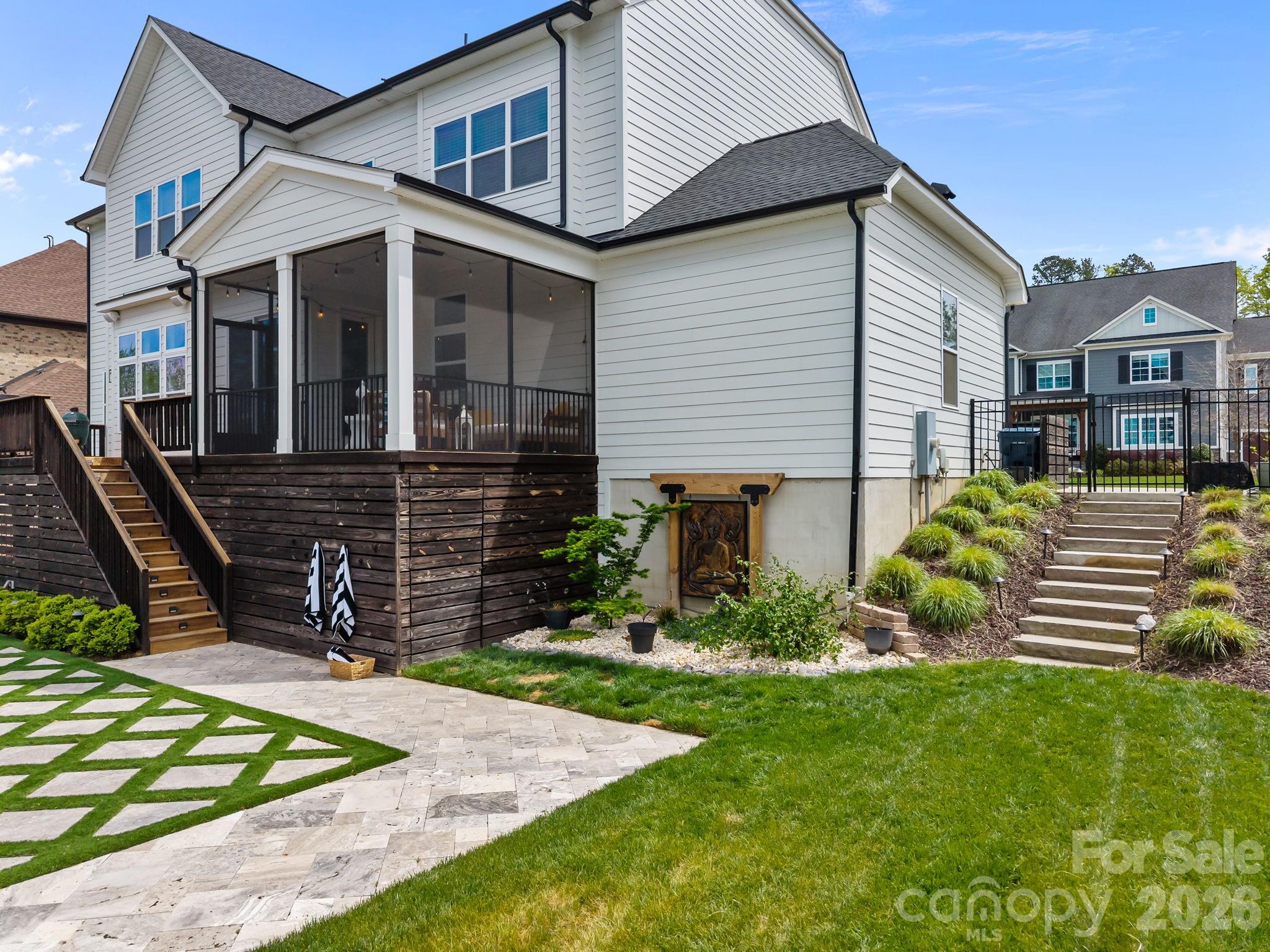 18509 Doves Crest