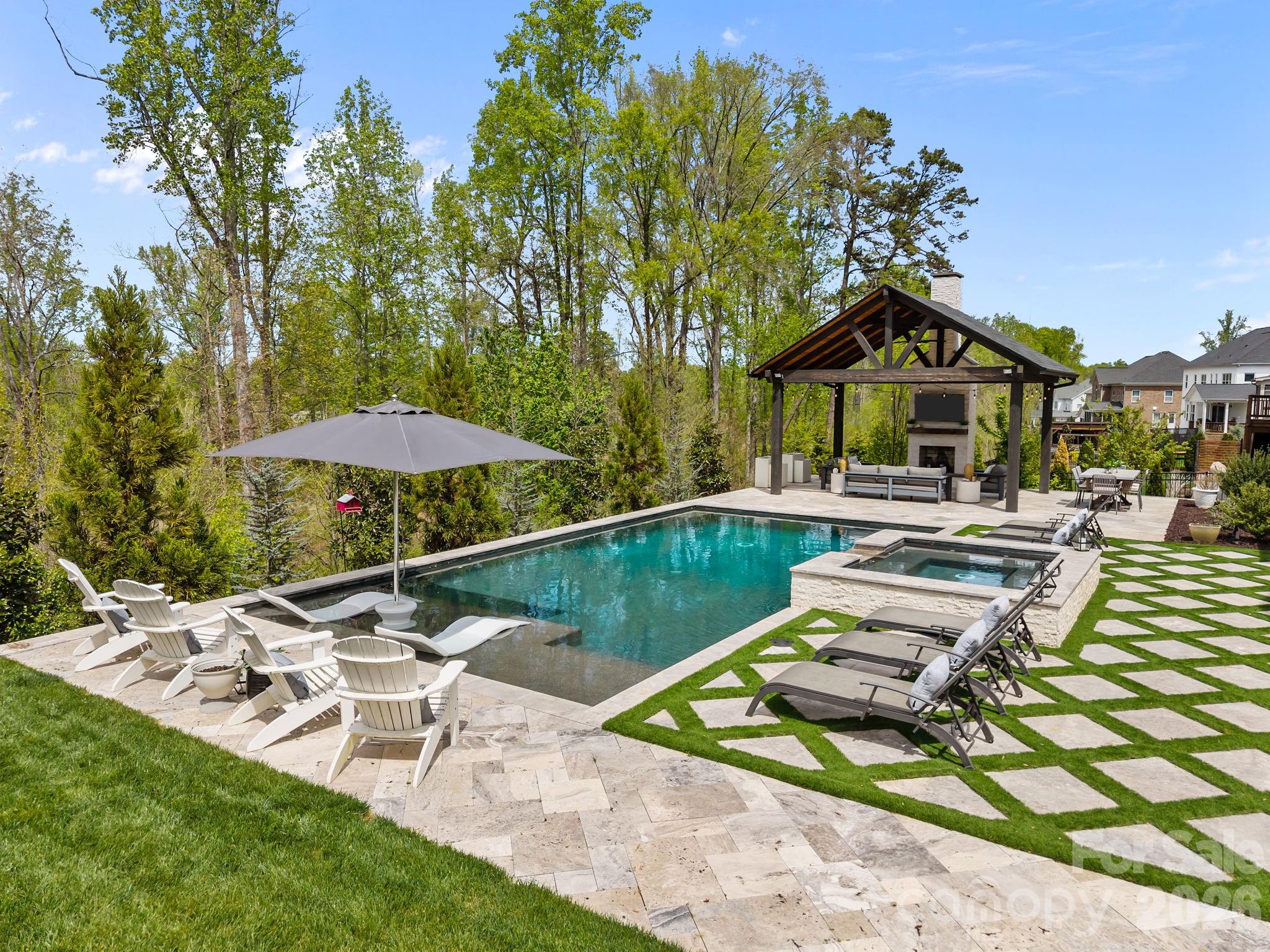 18509 Doves Crest