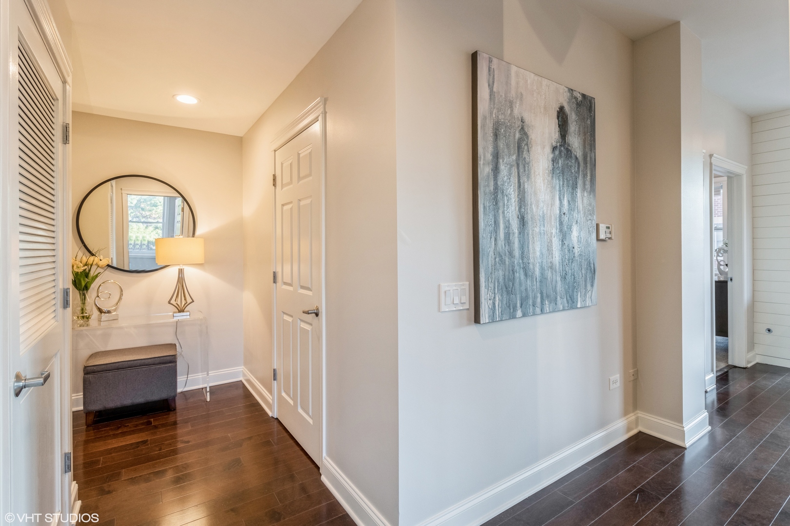 2310 W Saint Paul Avenue Unit: 301B