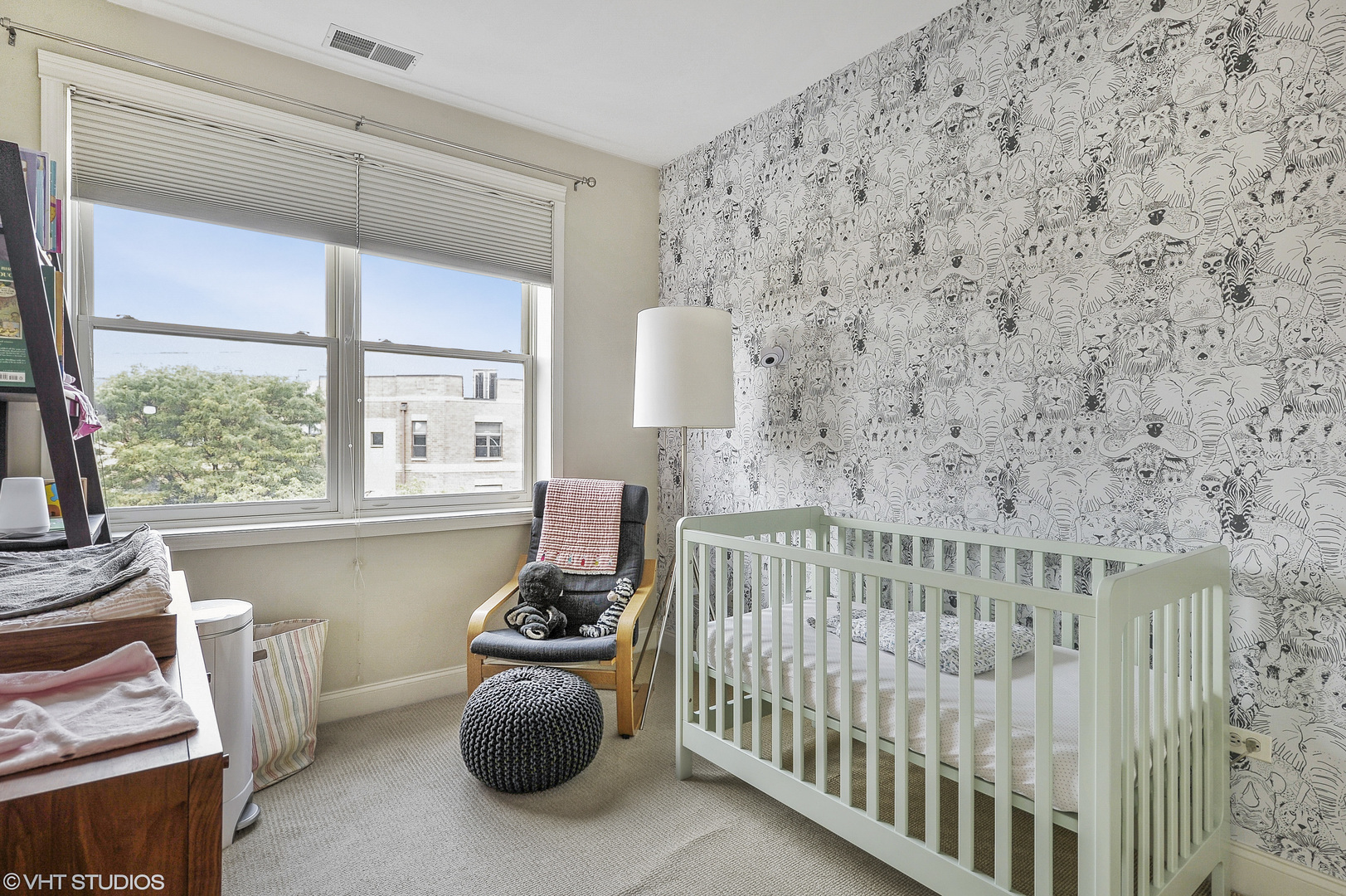 2310 W Saint Paul Avenue Unit: 301B