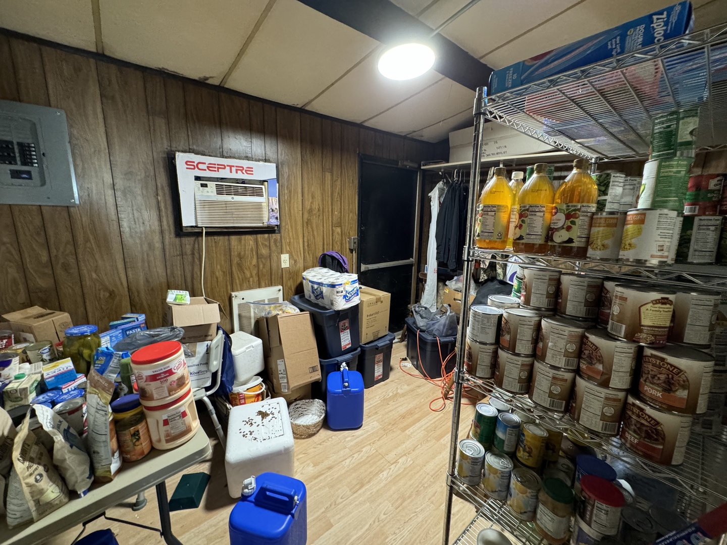 573-585 S Mazon Street