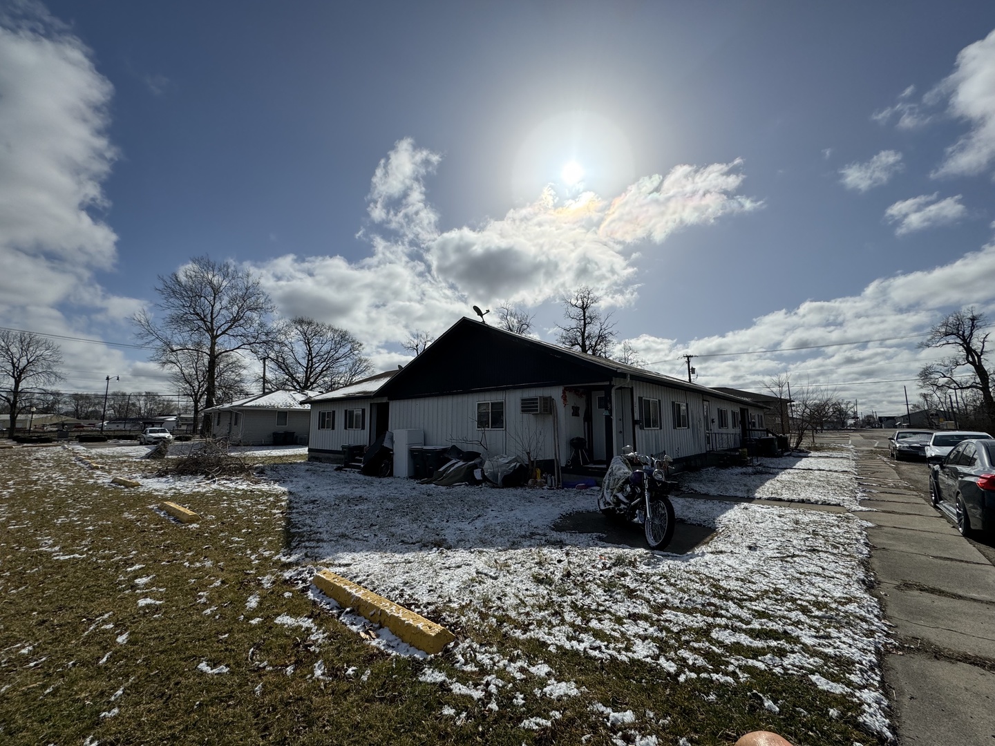 573-585 S Mazon Street