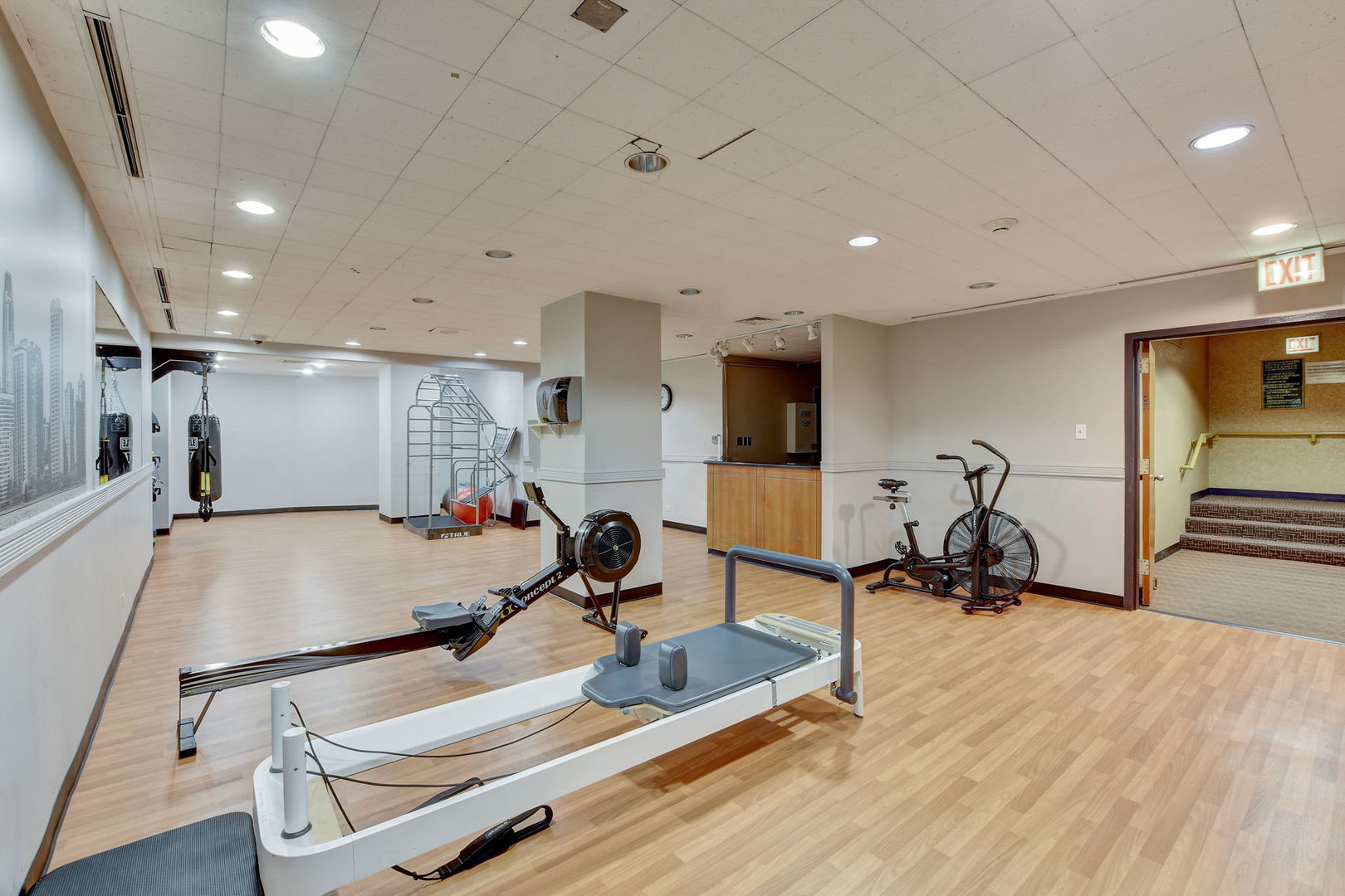 211 E Ohio Street Unit: 320