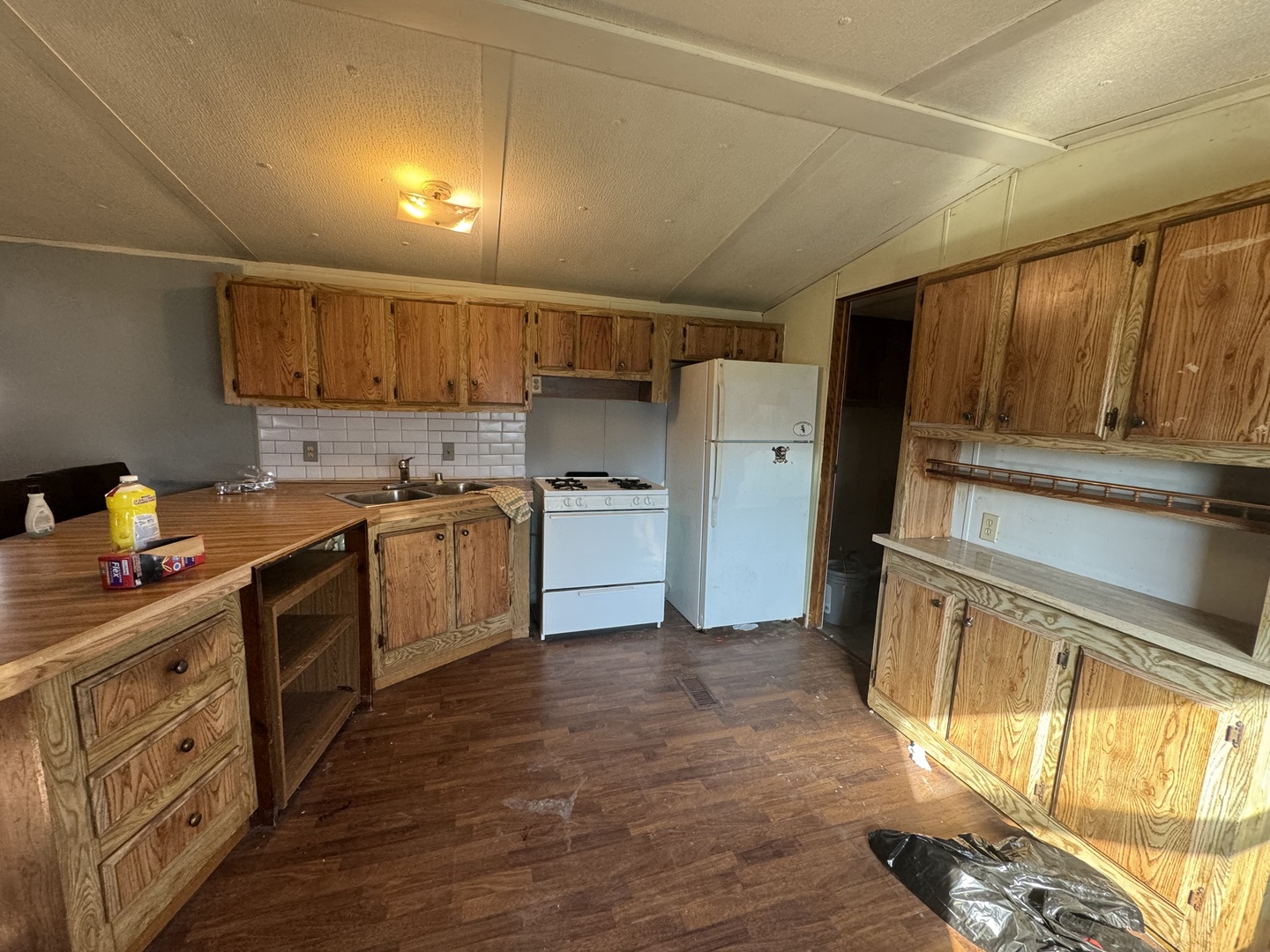 524 W Bergera Road