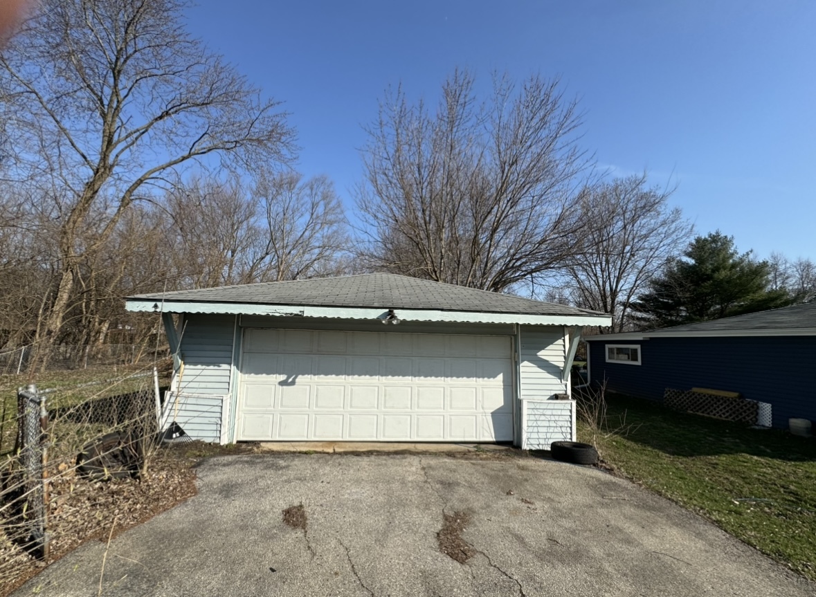 524 W Bergera Road