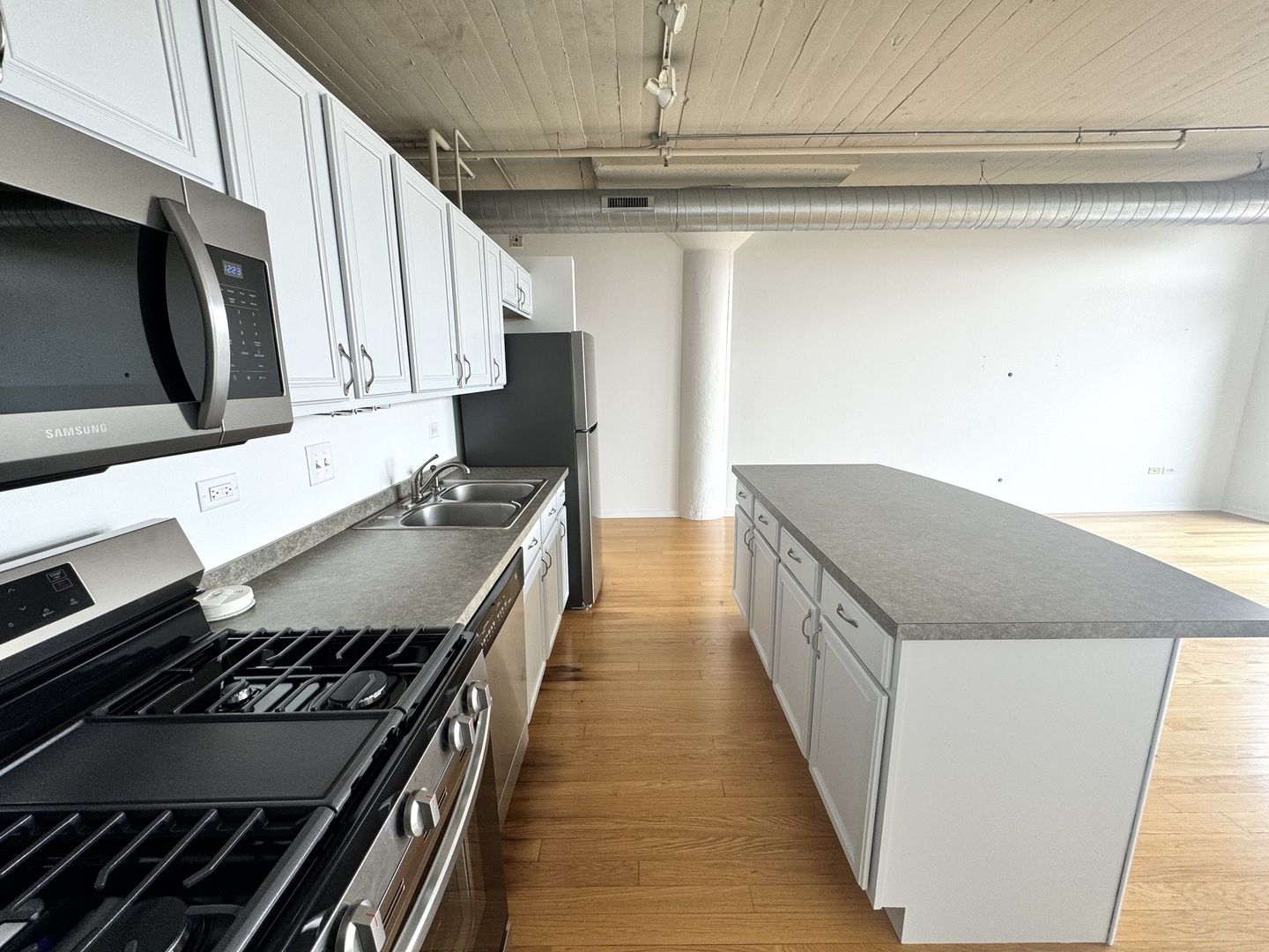 1525 S Sangamon Street Unit: 515