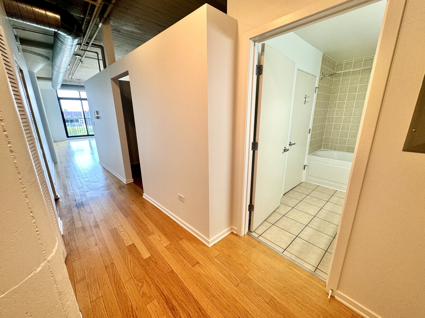 1525 S Sangamon Street Unit: 515