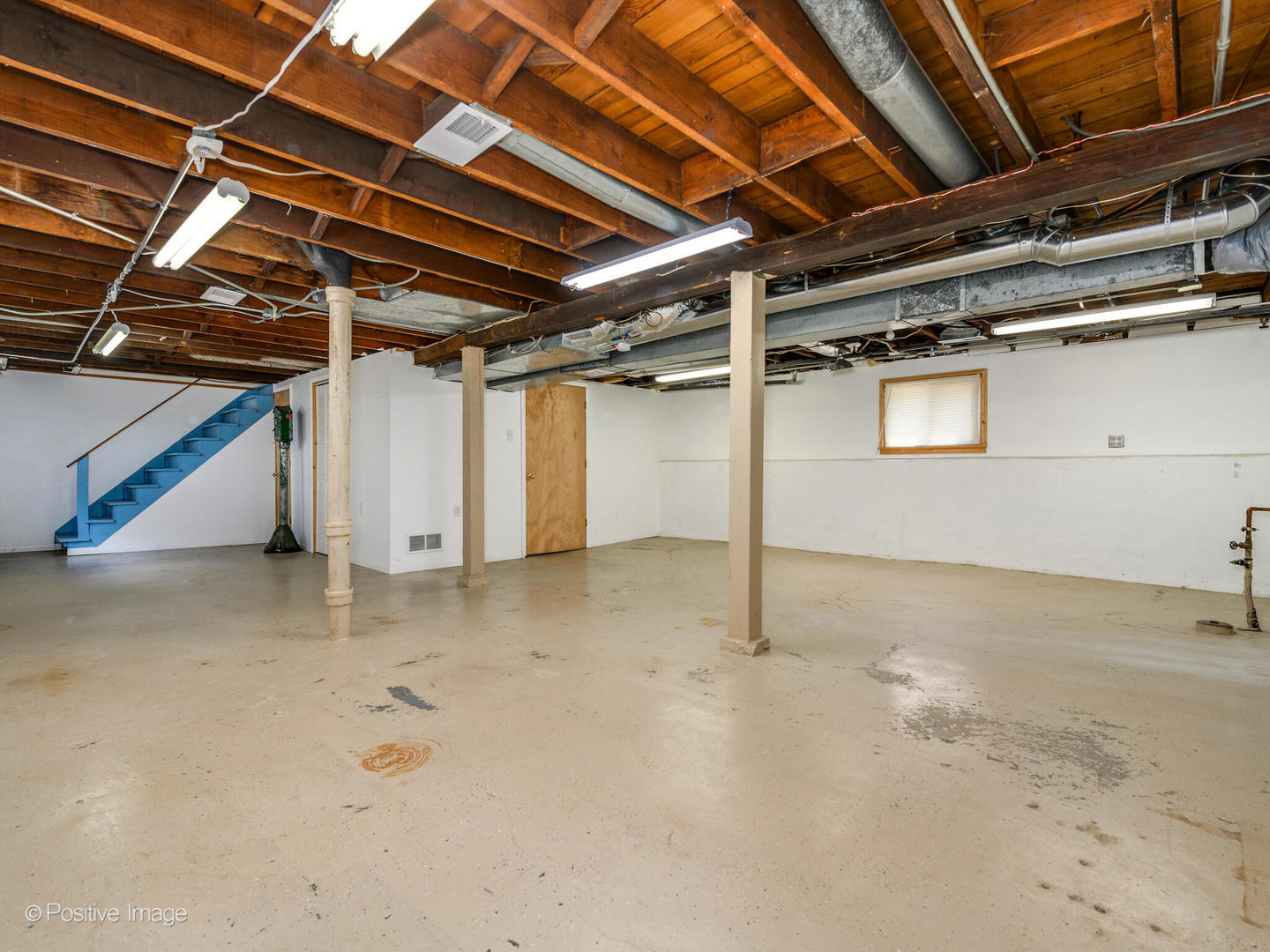6129 N Navarre Avenue