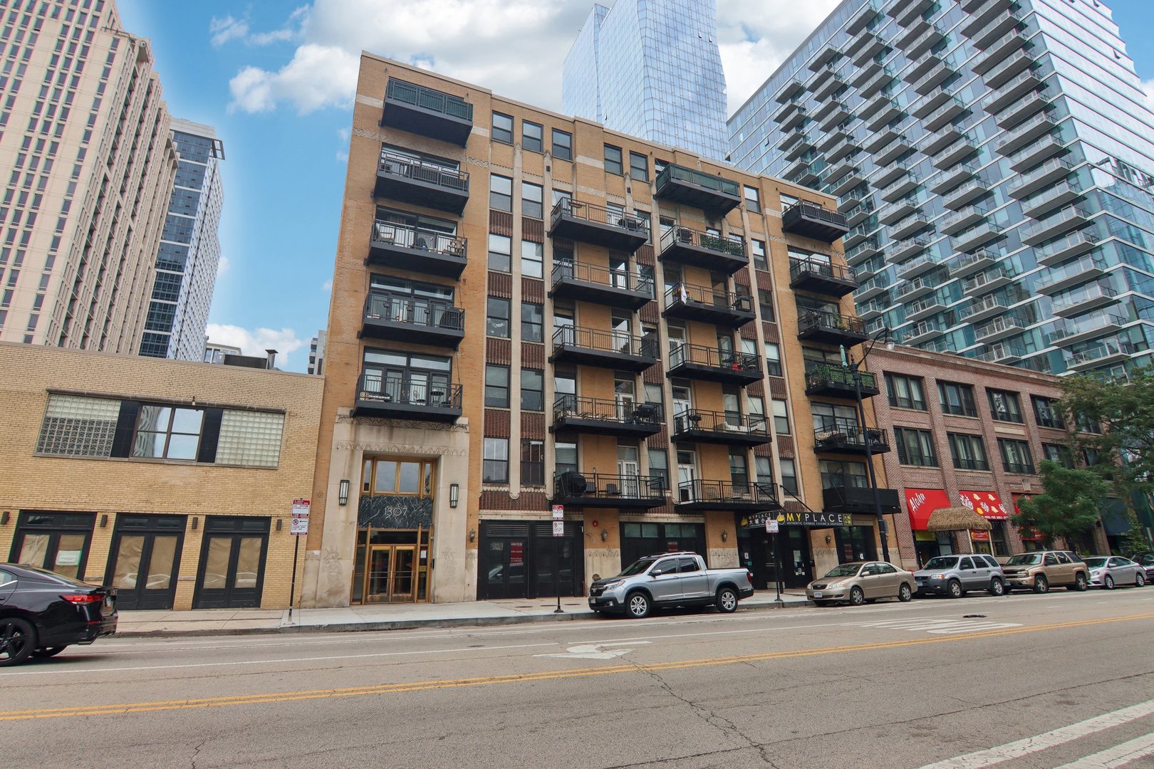 1307 S Wabash Avenue Unit: 307