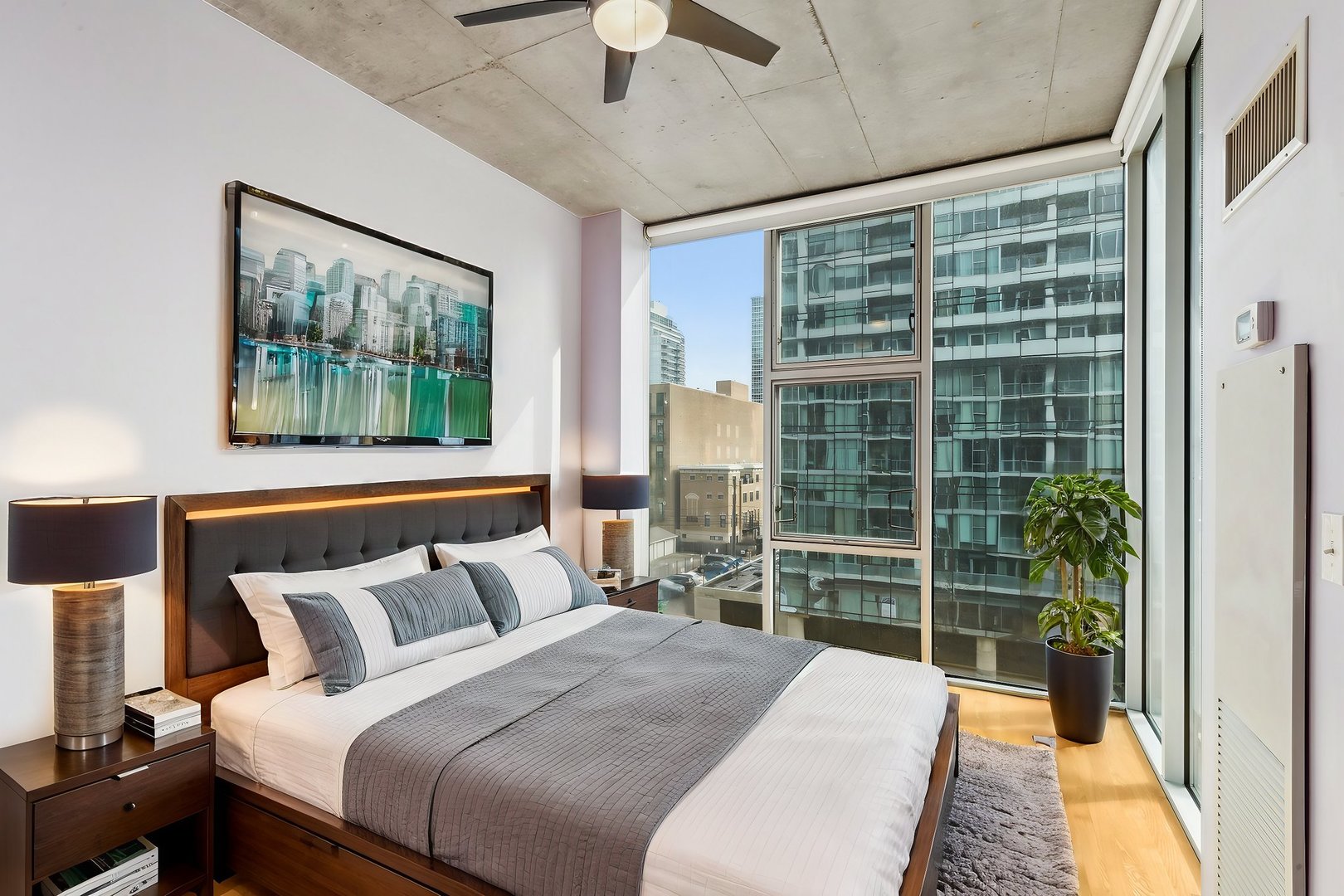 1720 S Michigan Avenue Unit: 503