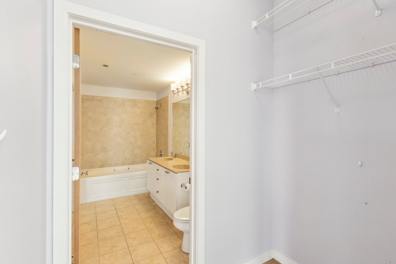 1720 S Michigan Avenue Unit: 503