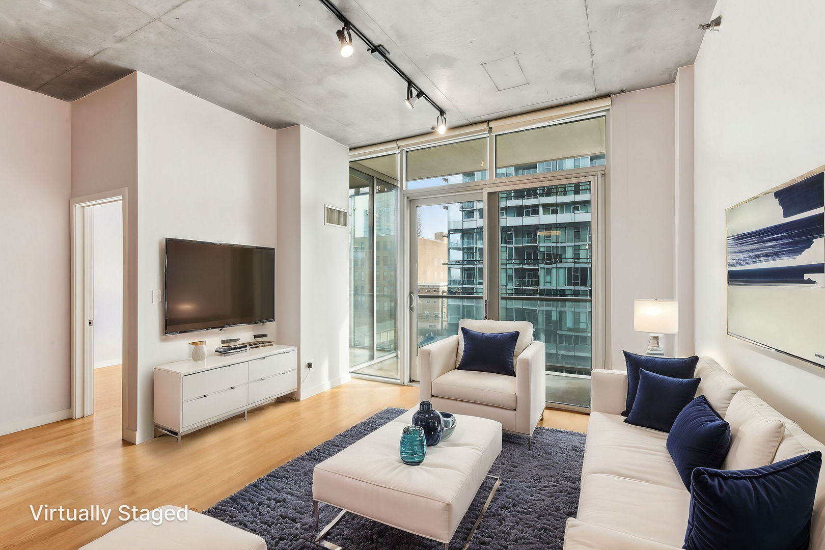 1720 S Michigan Avenue Unit: 503