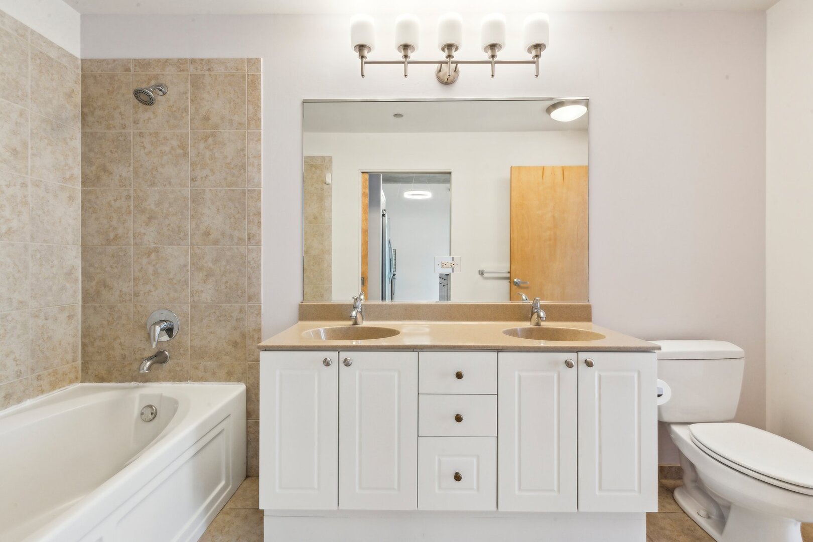 1720 S Michigan Avenue Unit: 503