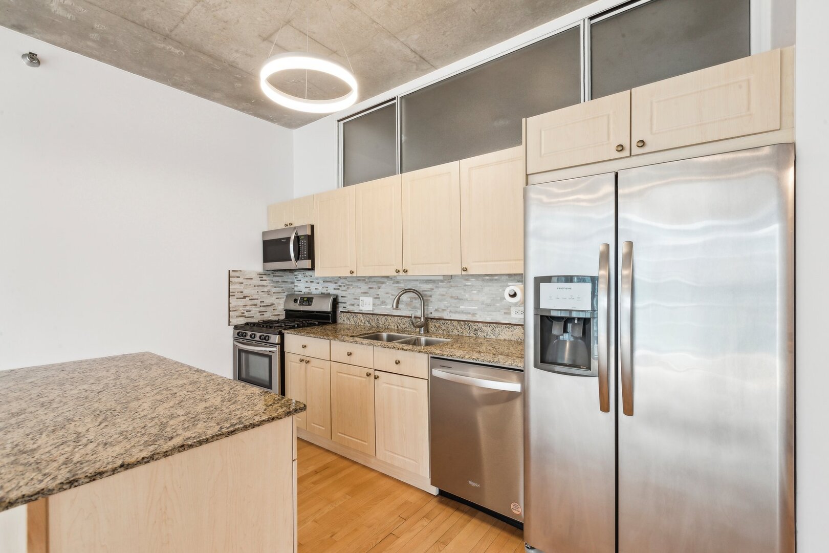 1720 S Michigan Avenue Unit: 503