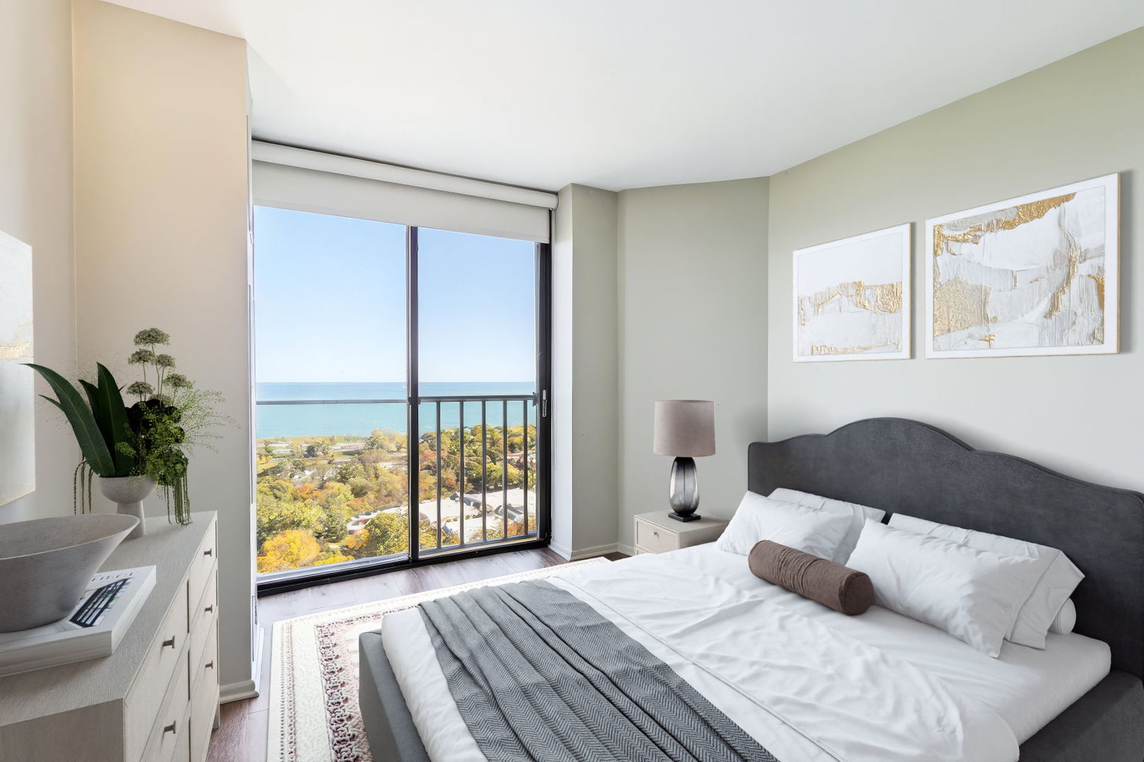 345 W Fullerton Parkway Unit: 2801