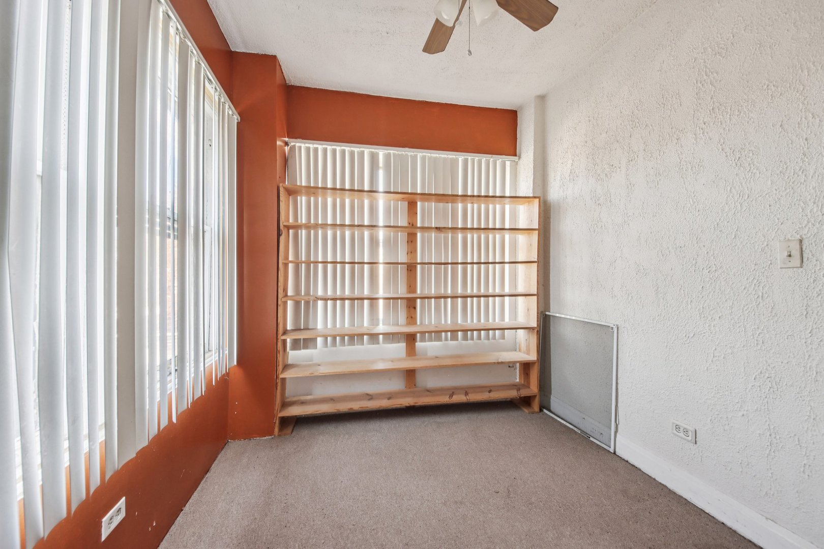 7424 S Calumet Avenue