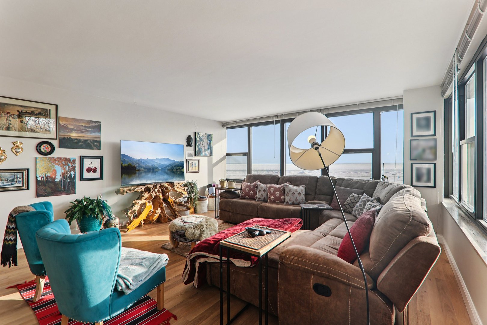 5801 N Sheridan Road Unit: 3D