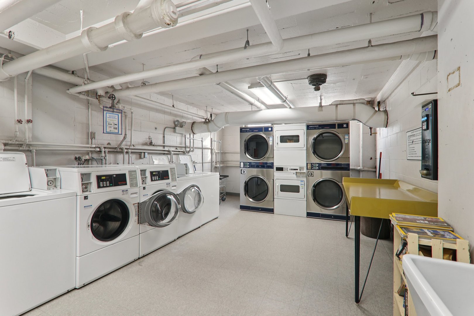 5801 N Sheridan Road Unit: 3D