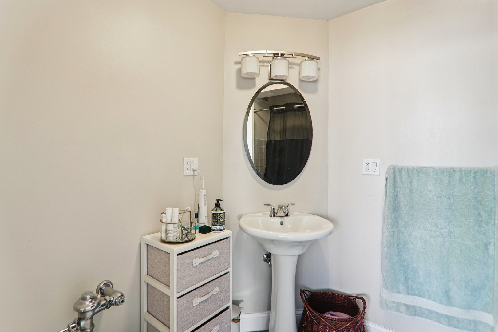 5801 N Sheridan Road Unit: 3D