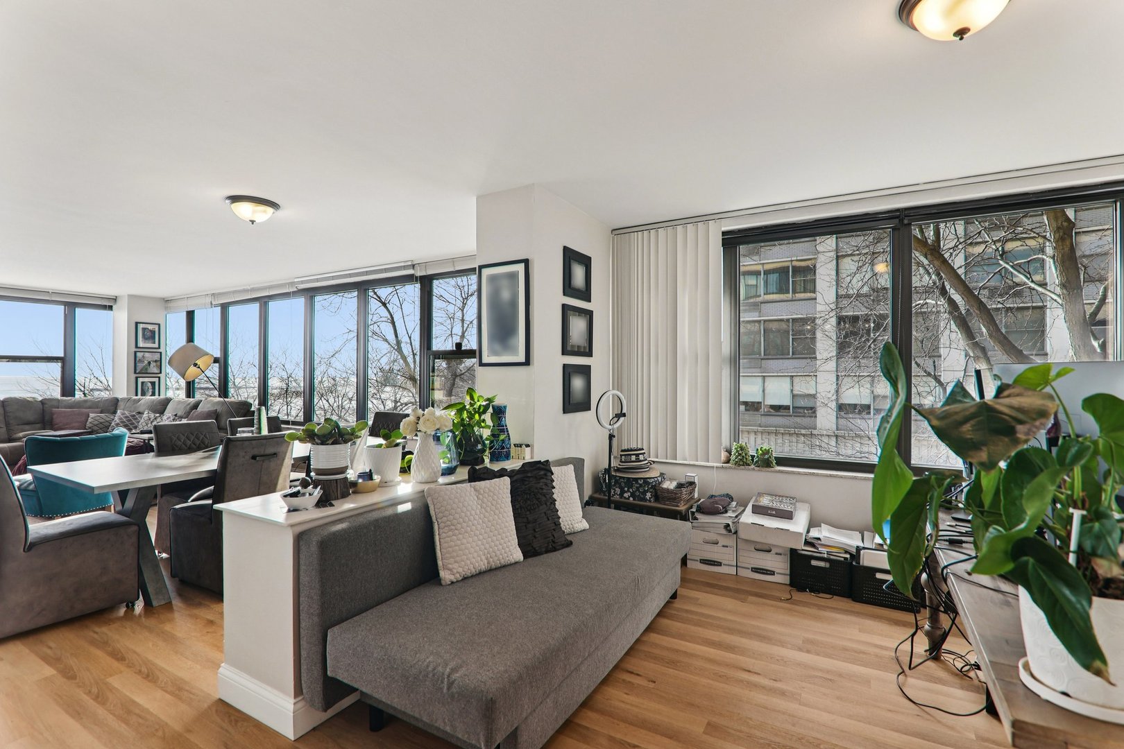 5801 N Sheridan Road Unit: 3D