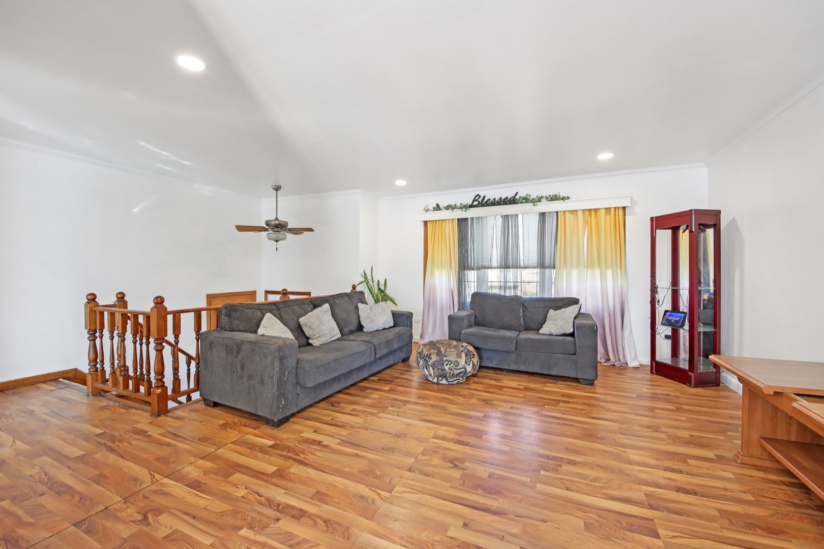 1861 HOLLYWOOD Avenue