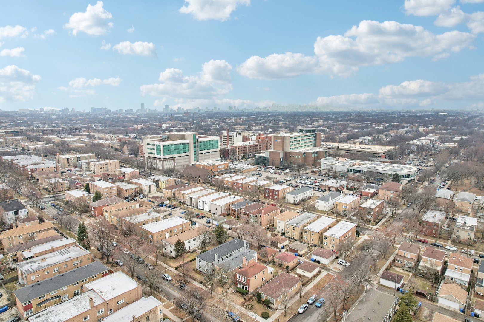 5325 N Francisco Avenue Unit: G