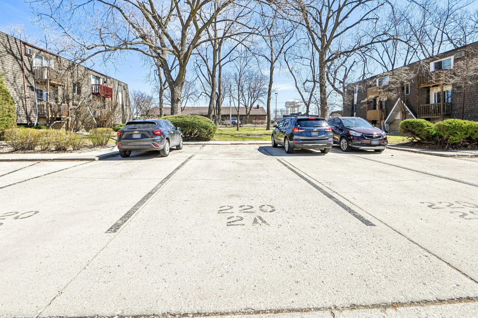 220 Madison Street Unit: 2A