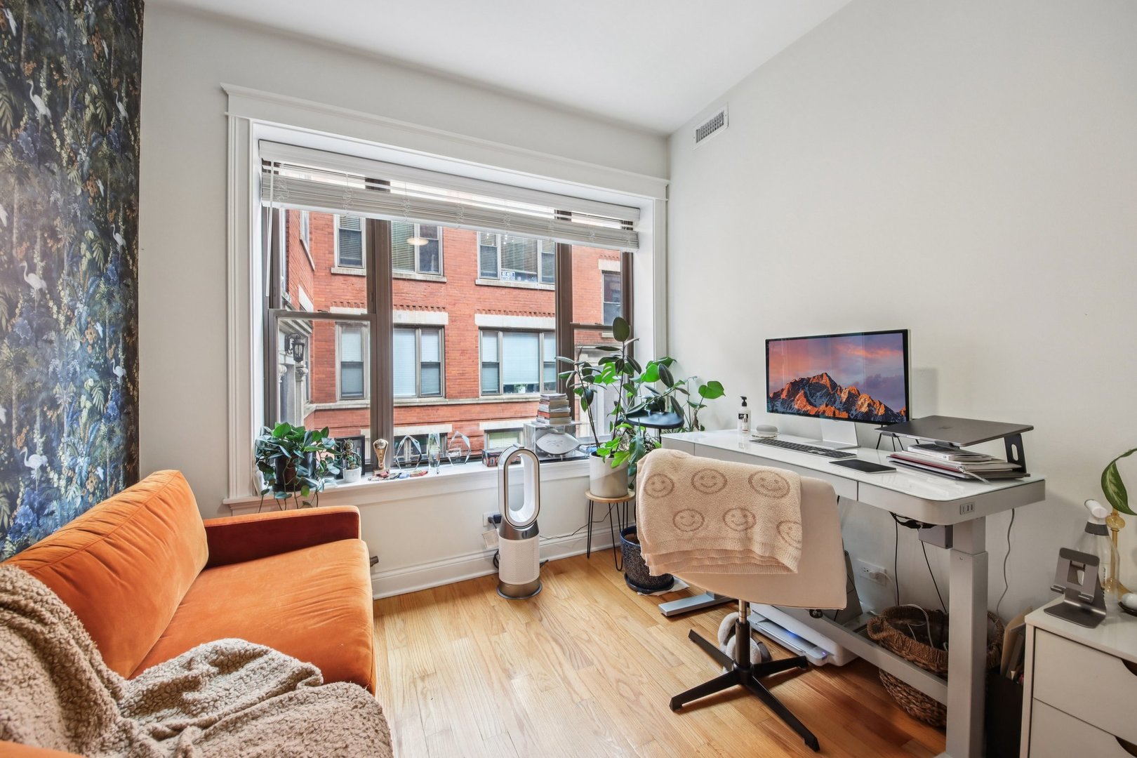 4134 N Kenmore Avenue Unit: 1