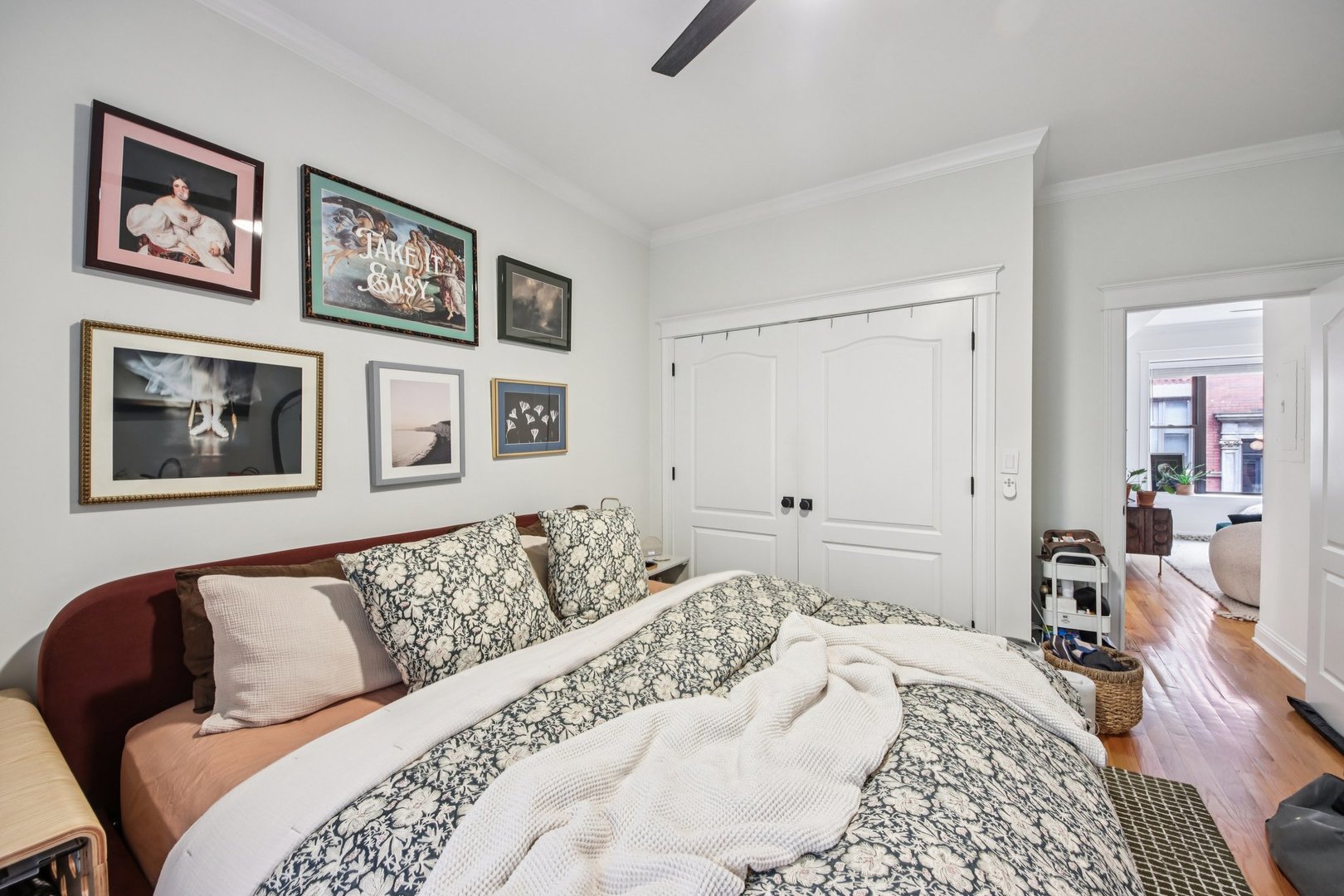 4134 N Kenmore Avenue Unit: 1