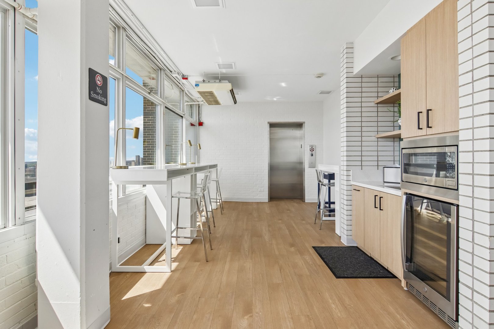 1440 N Lake Shore Drive Unit: 8B