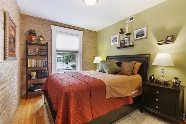 5913 N Paulina Street Unit: 2W