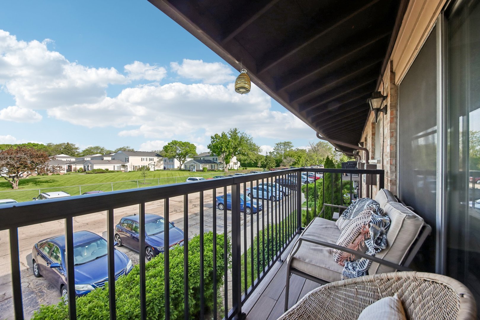 800 E Old Willow Road Unit: 208