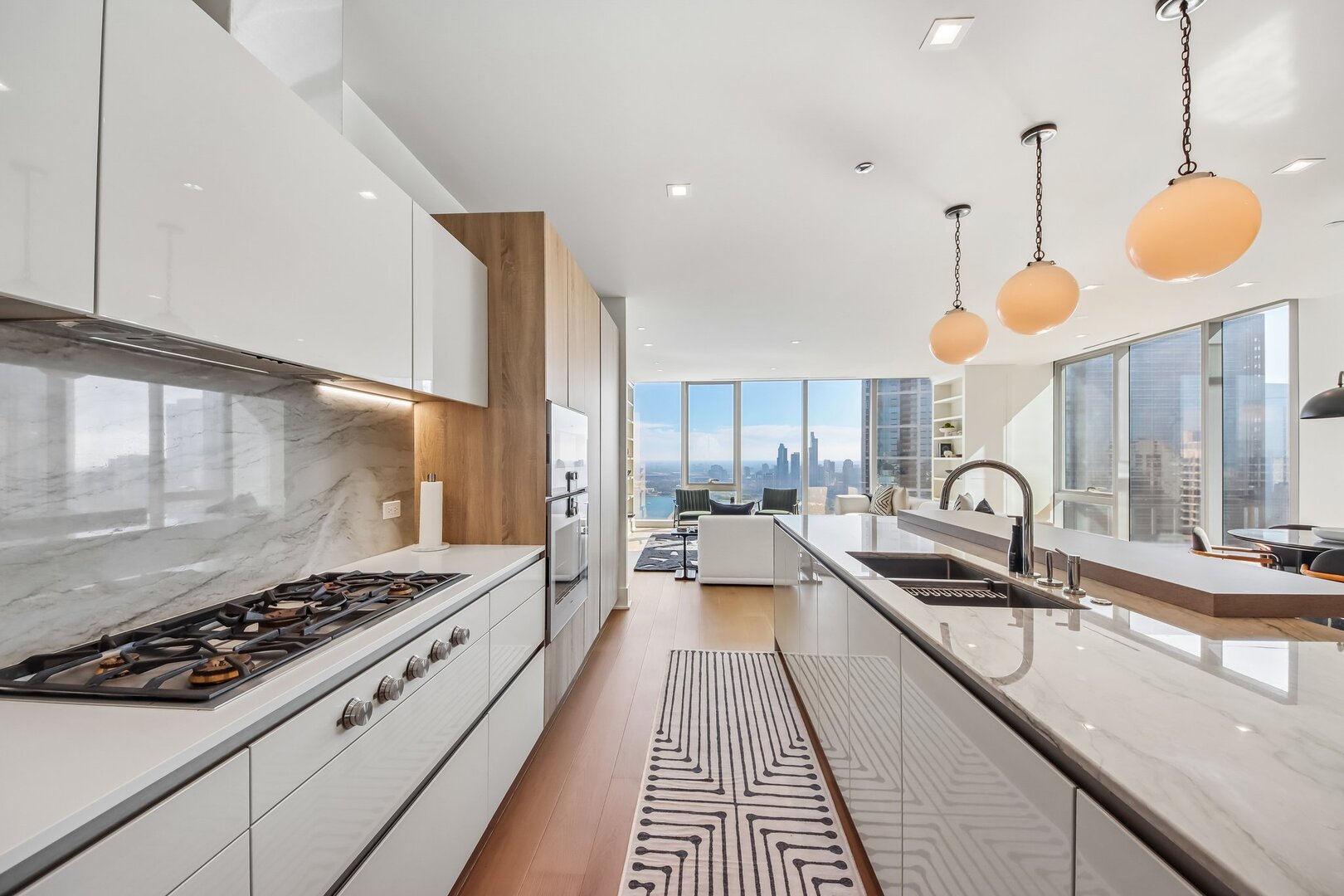 363 E Wacker Drive Unit: 4203