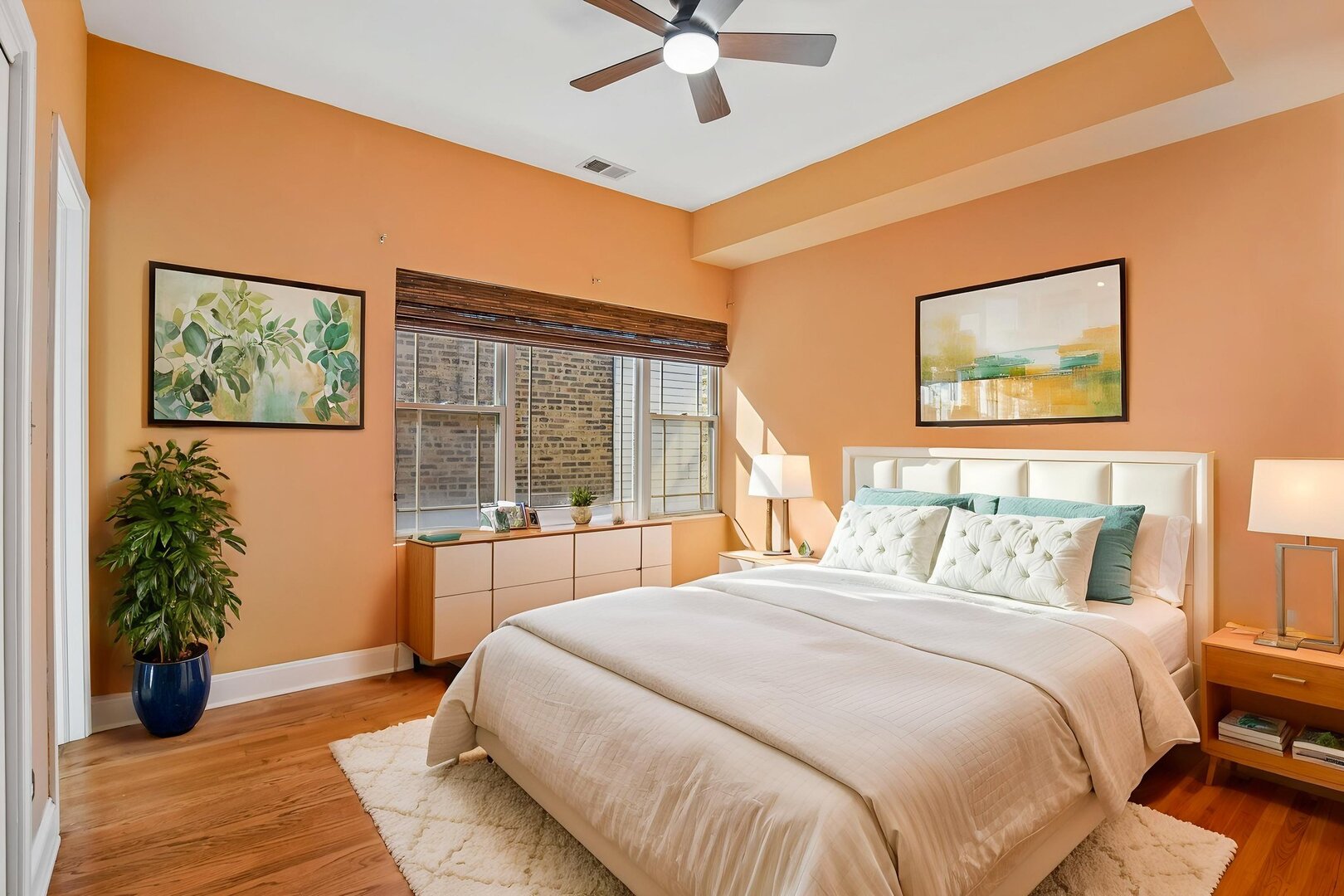 4942 N SPAULDING Avenue Unit: 3S